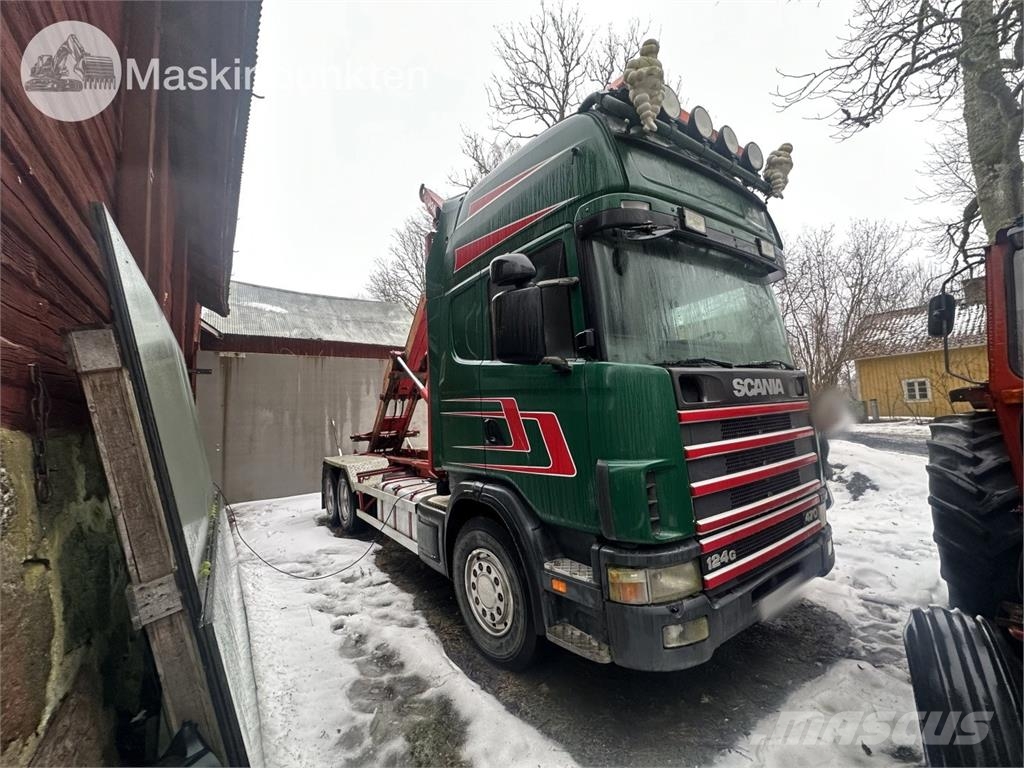 Scania R124GB6X2NZ470 훅 리프트 트럭