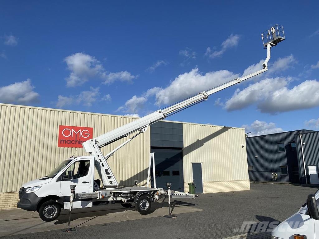 CMC PLJ22, Auto hoogwerker Strēles pacēlāji