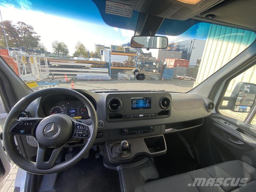 CMC PLJ22, Auto hoogwerker Strēles pacēlāji