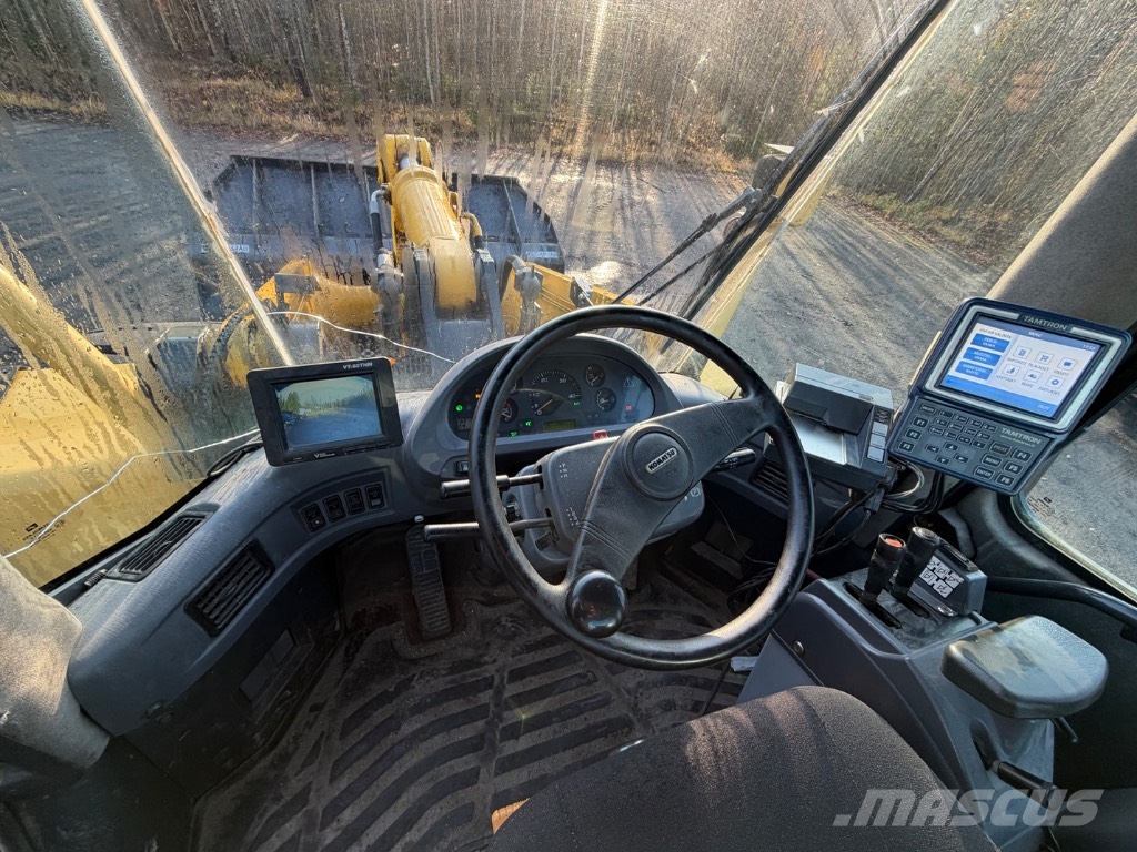 Komatsu WA 470-5 Kolesni nakladalci