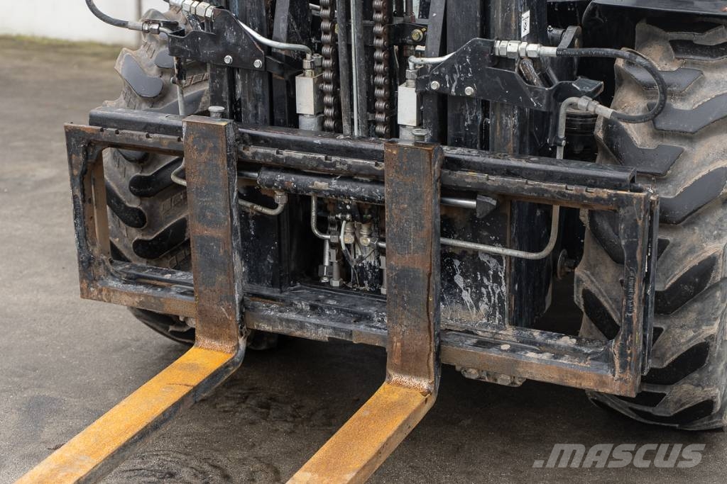 Manitou MC 25.4 Diesel forklifts