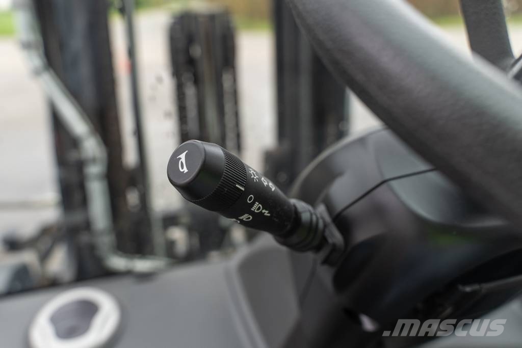 Manitou MC 25.4 Diesel forklifts