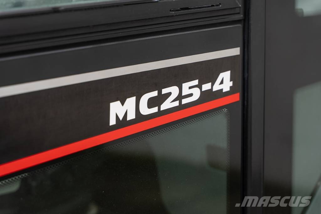 Manitou MC 25.4 Diesel forklifts