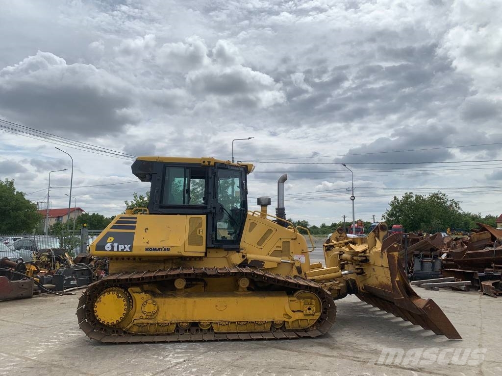 Komatsu D 61 PXI-23 Buldozer sobre oruga