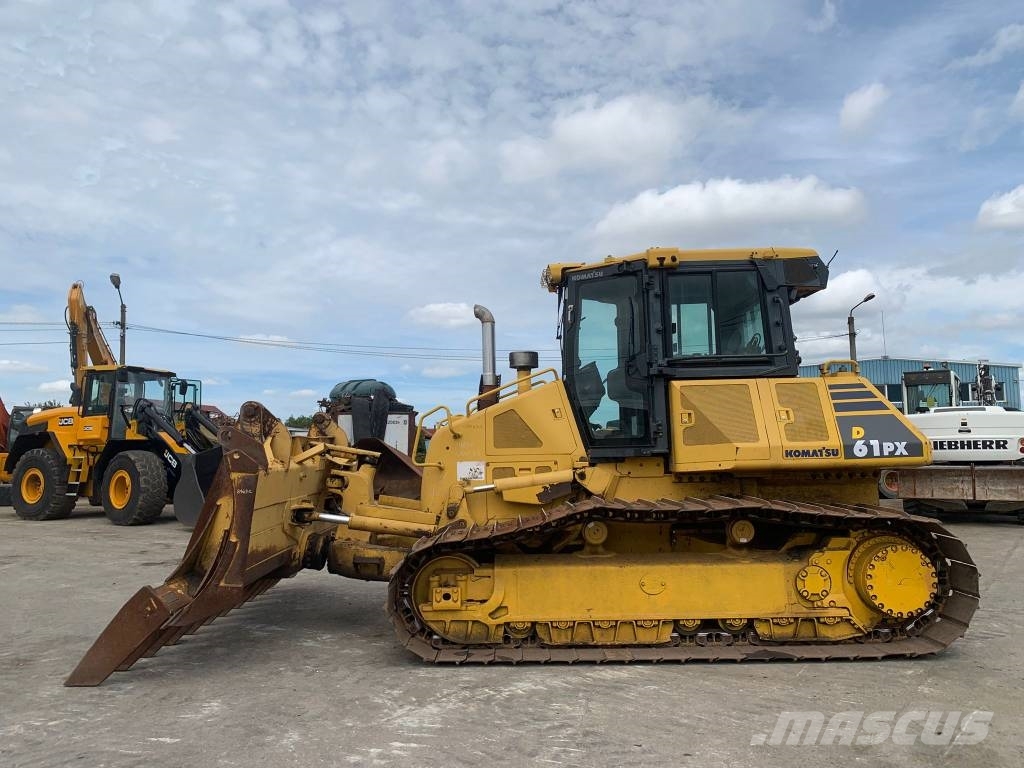 Komatsu D 61 PXI-23 Buldozer sobre oruga