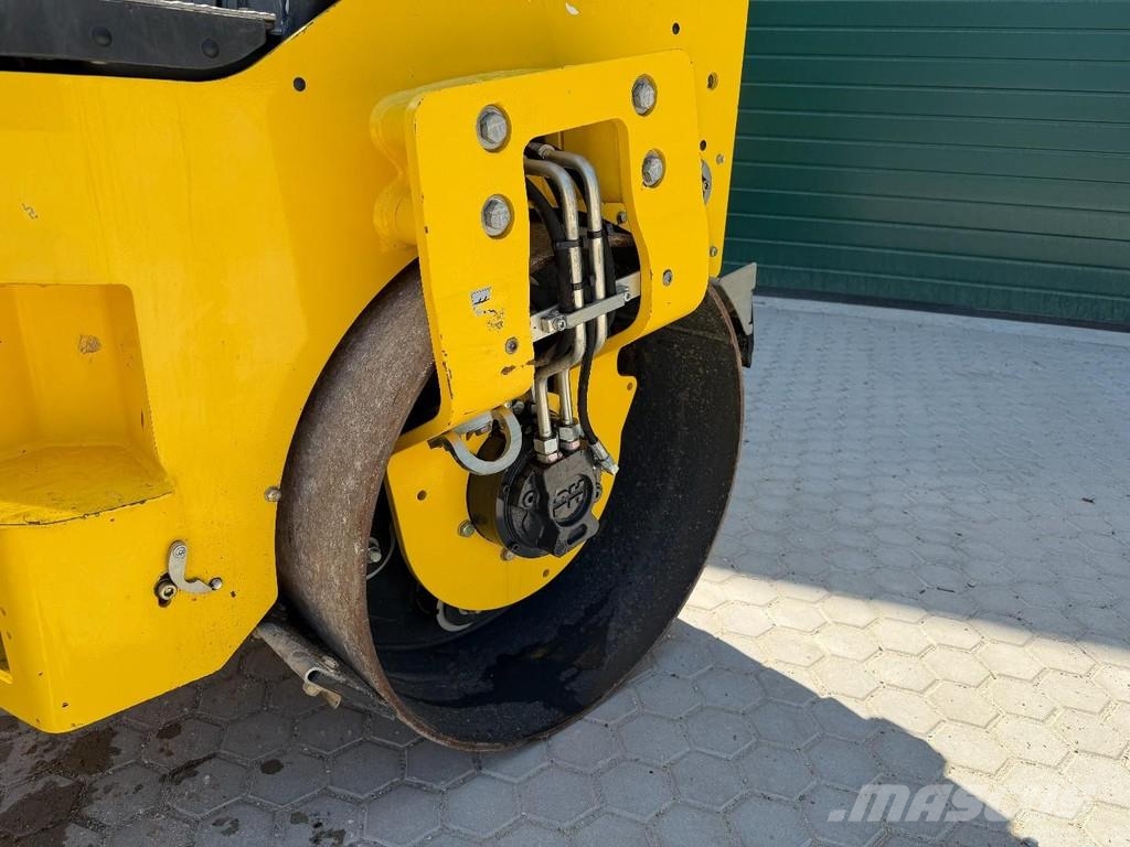 Bomag BW120 AD-5 مداحل متنوعة
