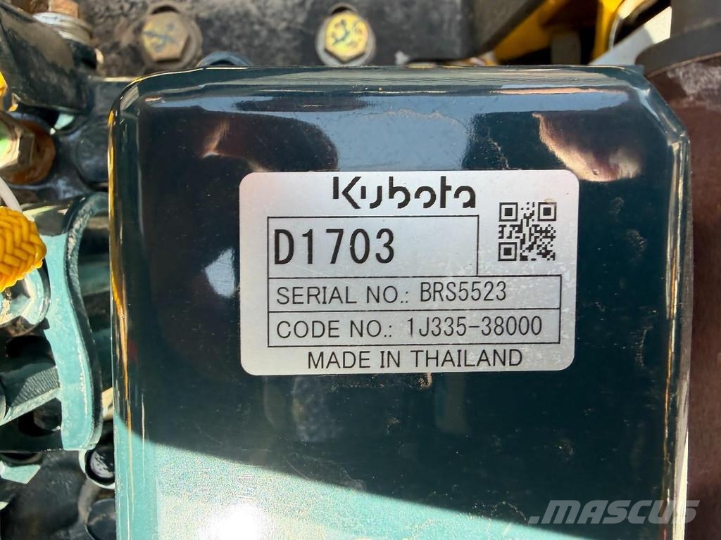 Bomag BW120 AD-5 مداحل متنوعة