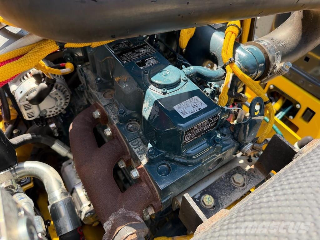 Bomag BW120 AD-5 مداحل متنوعة