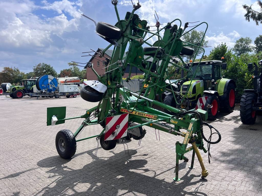 Stoll Z905 Pro Τσουγκράνες και χορτοξηραντικές μηχανές
