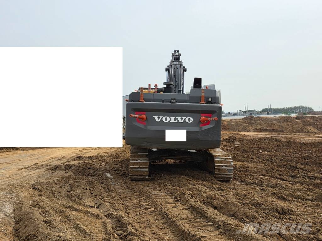 Volvo EC 300 E Paletli ekskavatörler