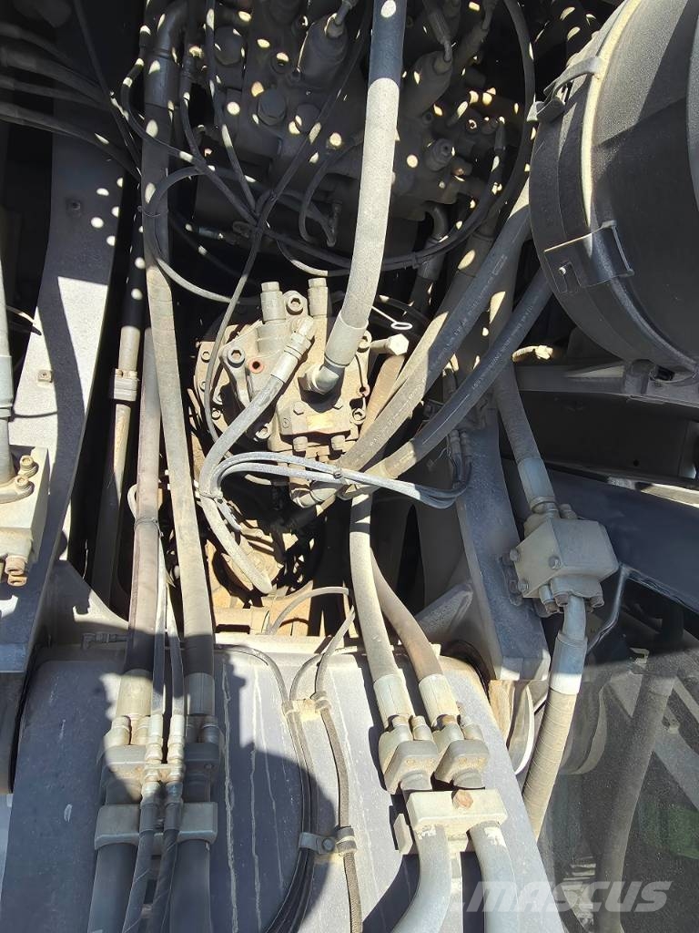 Volvo EC 300 E Paletli ekskavatörler