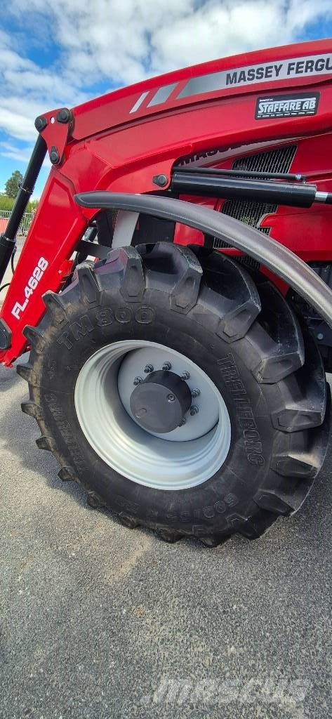Massey Ferguson 8 S トラクター