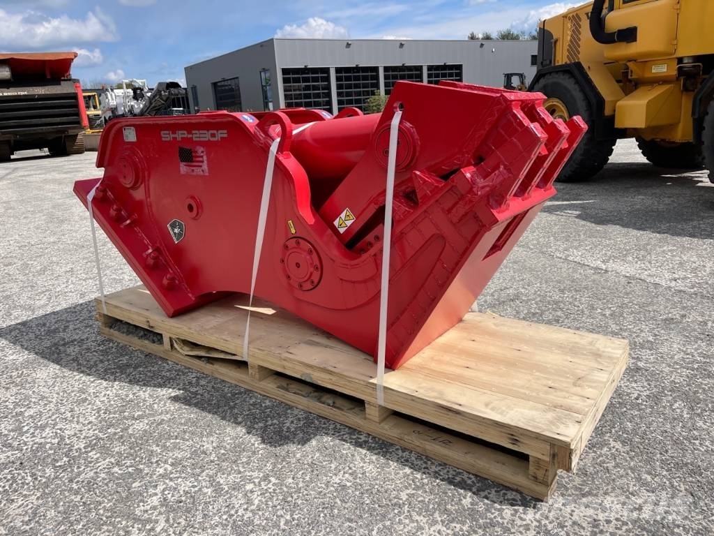 Spartan SHP-230F Concrete Crusher Machine weight 18-25t Knusere