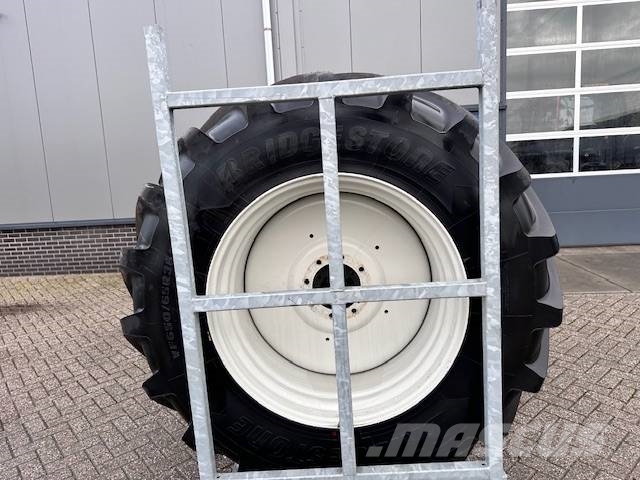Bridgestone 650/65 R38 + 540/65 R28 VF Riepas, riteņi un diski