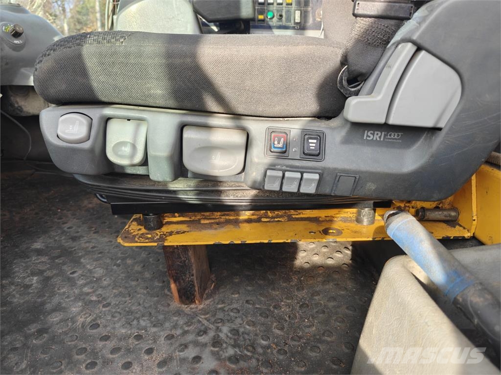 Volvo L 180 D Gumikerekes homlokrakodók