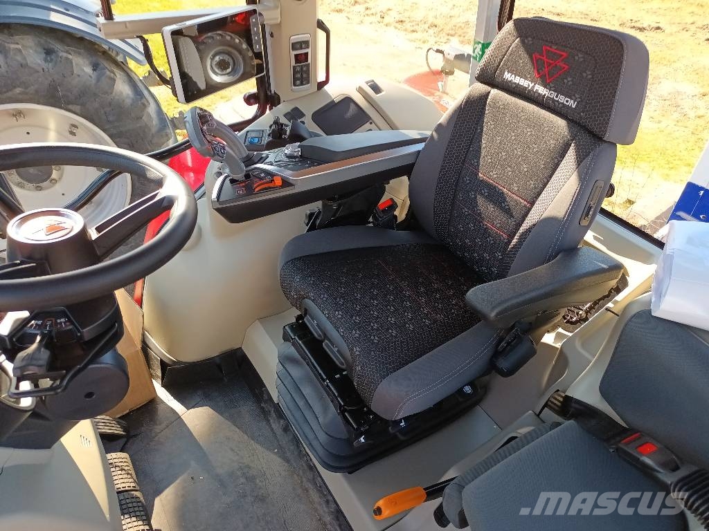 Massey Ferguson 6s.180Dyna-6 Exclusive Traktory