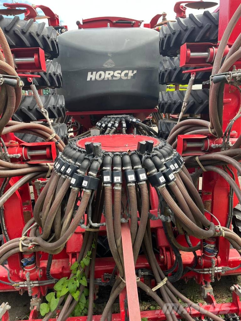 Horsch Focus 6 TD 드릴