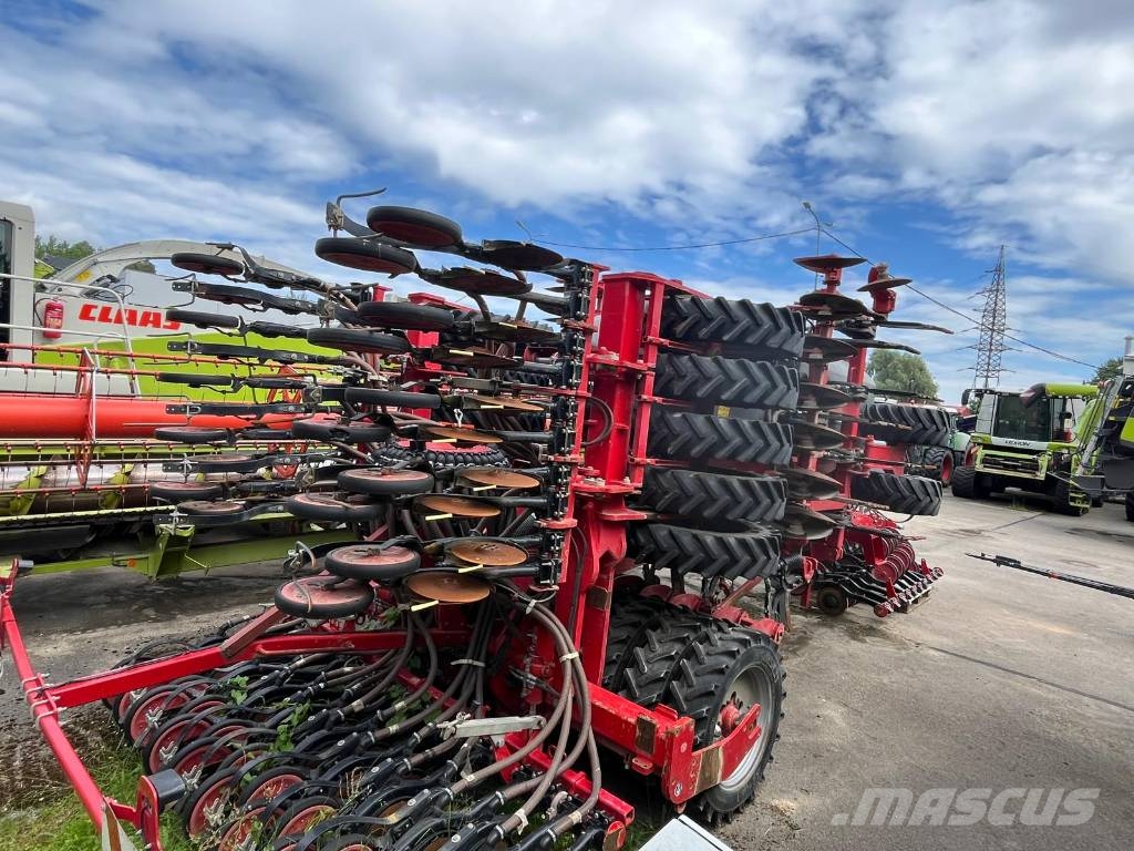 Horsch Focus 6 TD 드릴