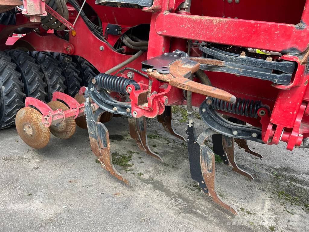 Horsch Focus 6 TD 드릴
