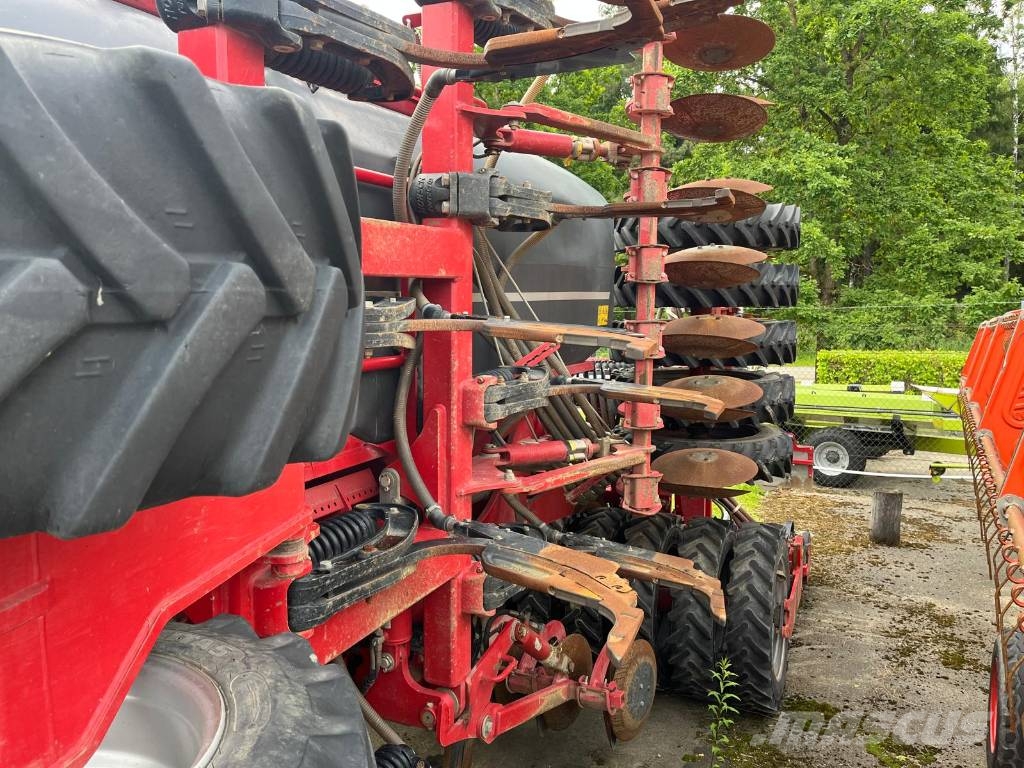 Horsch Focus 6 TD 드릴