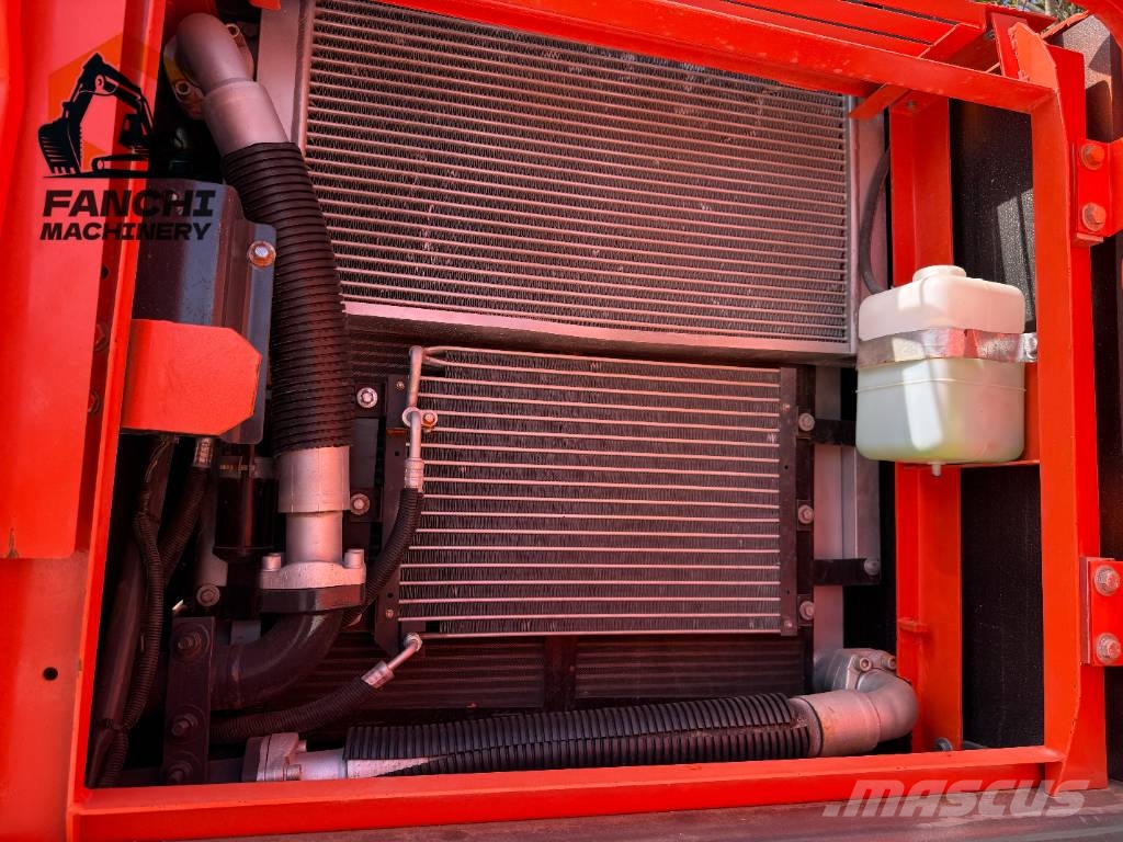 Doosan 225LC-9c Rupsgraafmachines