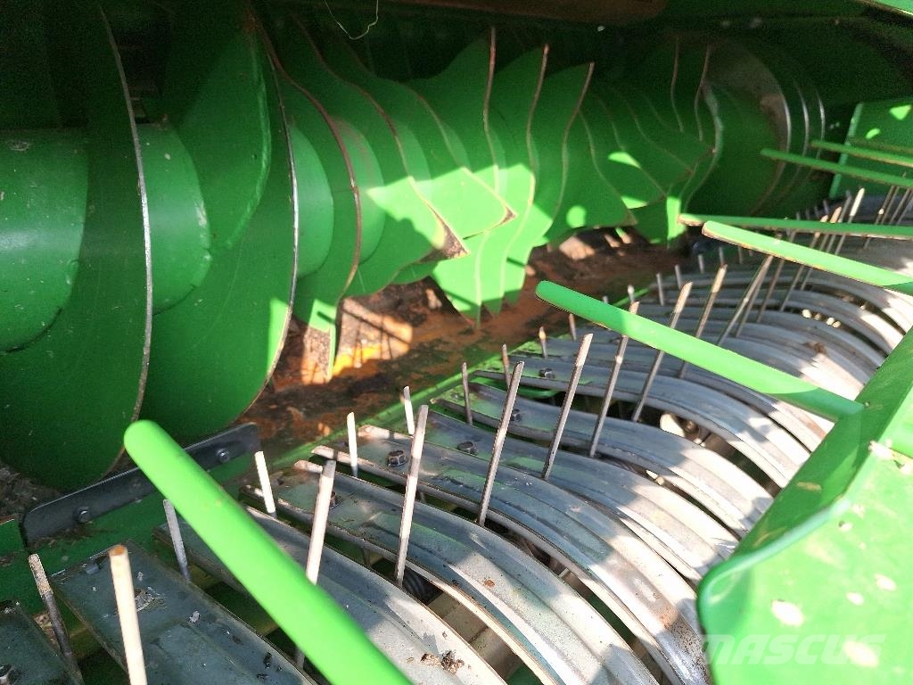 John Deere V461M Rotopresse