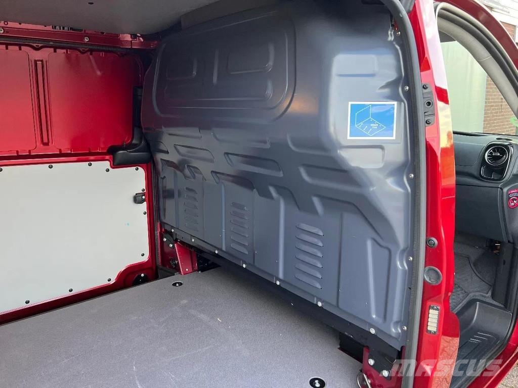 Mercedes-Benz Vito Dobozos