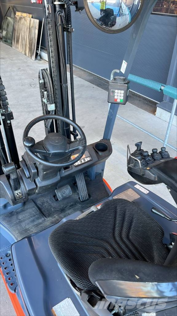 Toyota 8 FBET 16 El gaffeltrucks