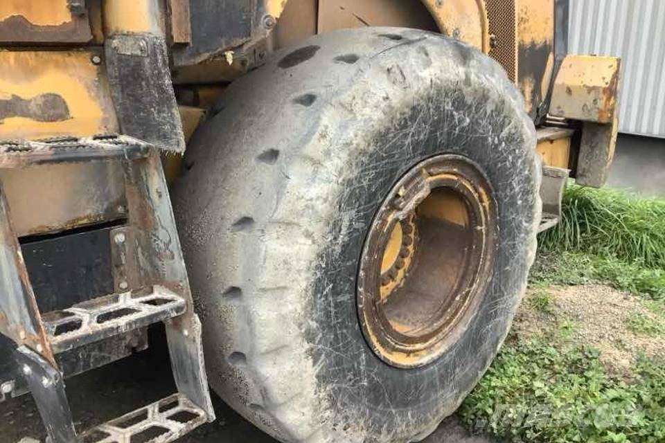 CAT 950M Cargadoras sobre ruedas
