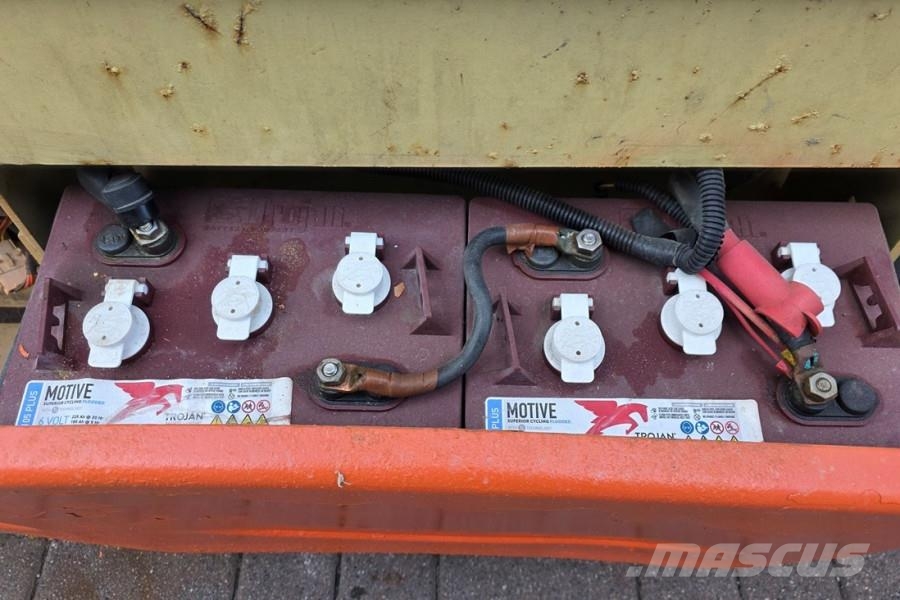 JLG 2630ES Electric, Working Height 10m, 230 kg Capaci Schaarhoogwerkers