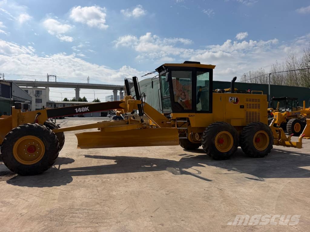 CAT 140K Grederji