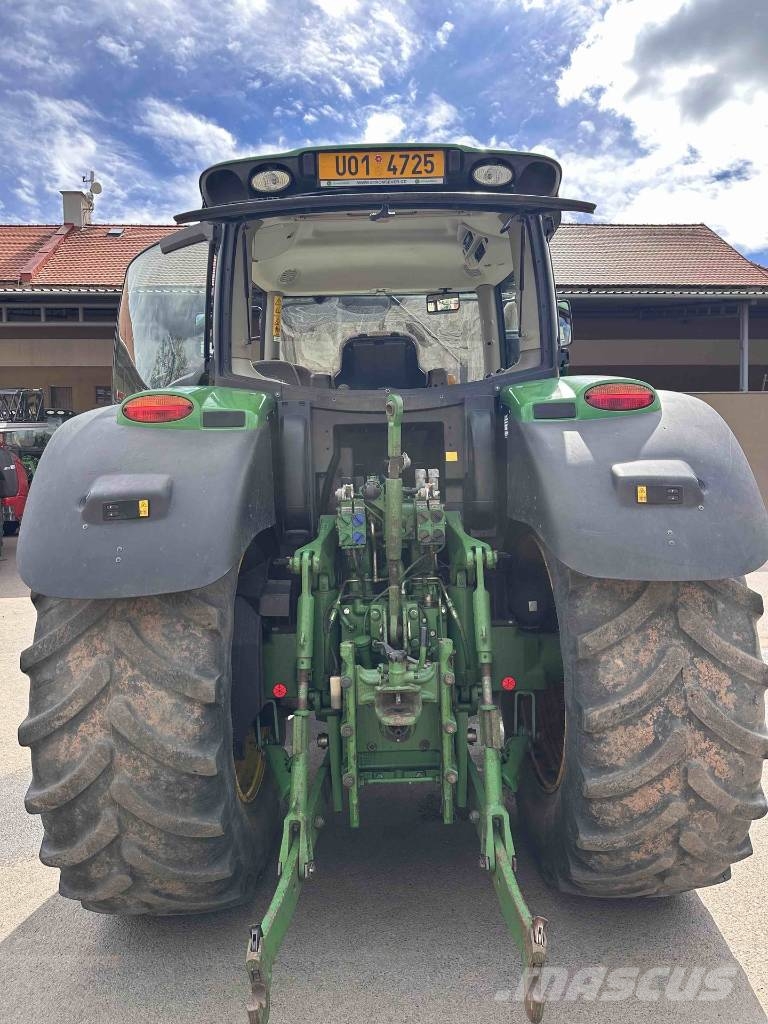 John Deere 6190 R Traktory