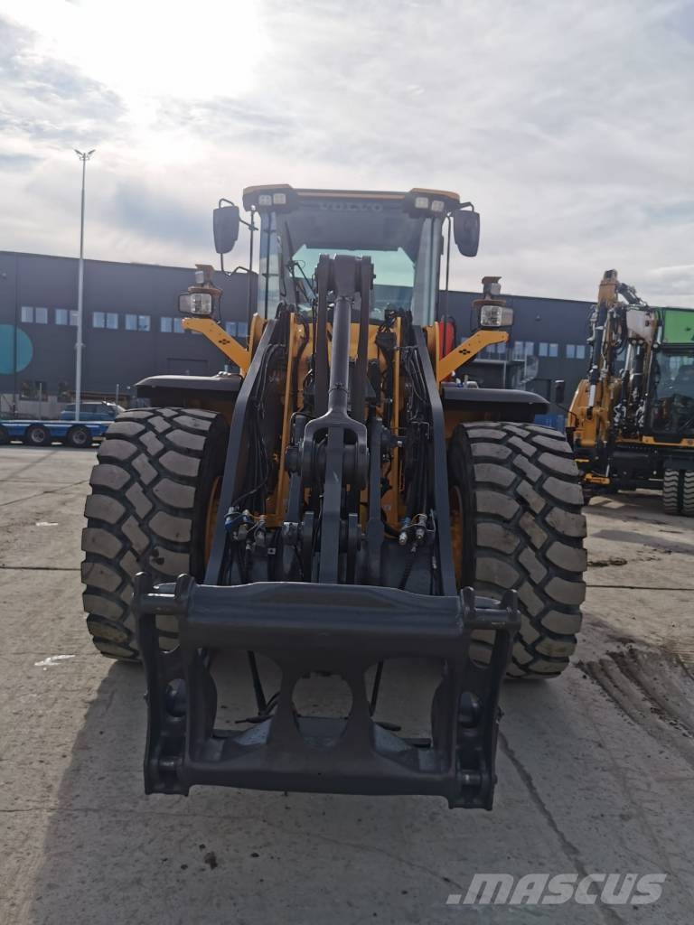 Volvo L 120 H Chargeuse sur pneus