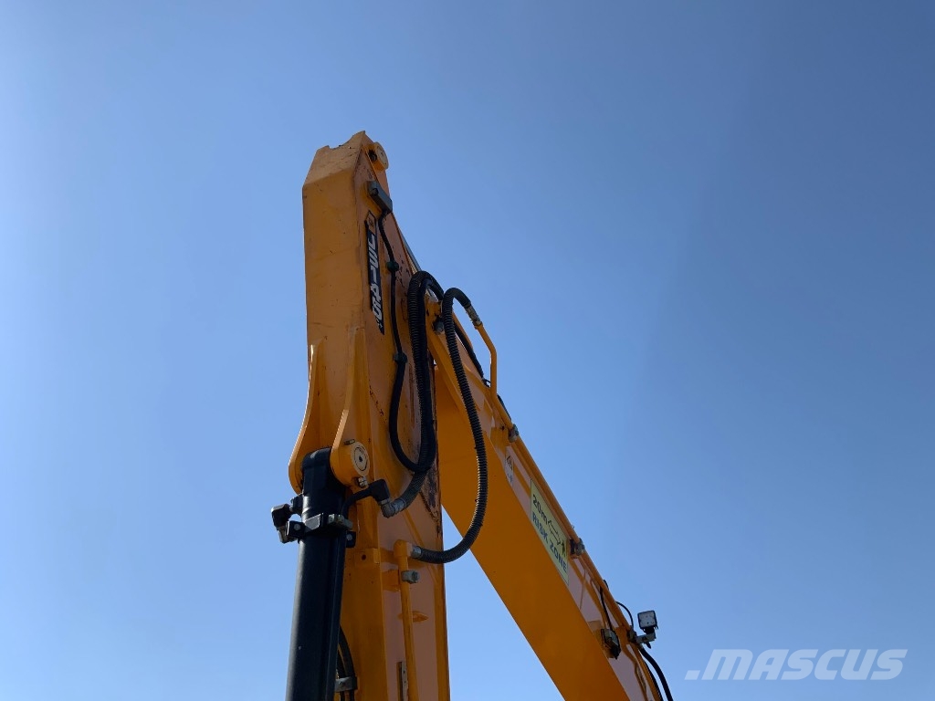 JCB JS 145 LC Rupsgraafmachines