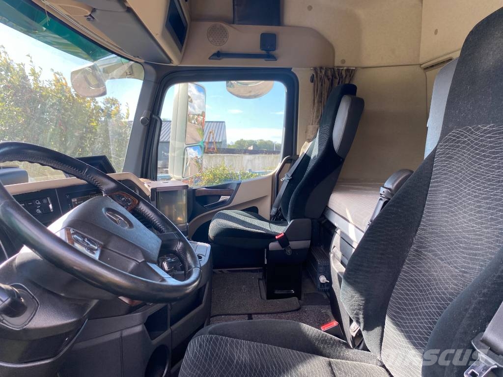 Mercedes-Benz Actros Pojazdy pod zabudowę