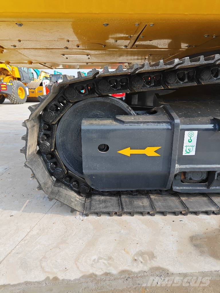 Komatsu PC 360 حفارات زحافة