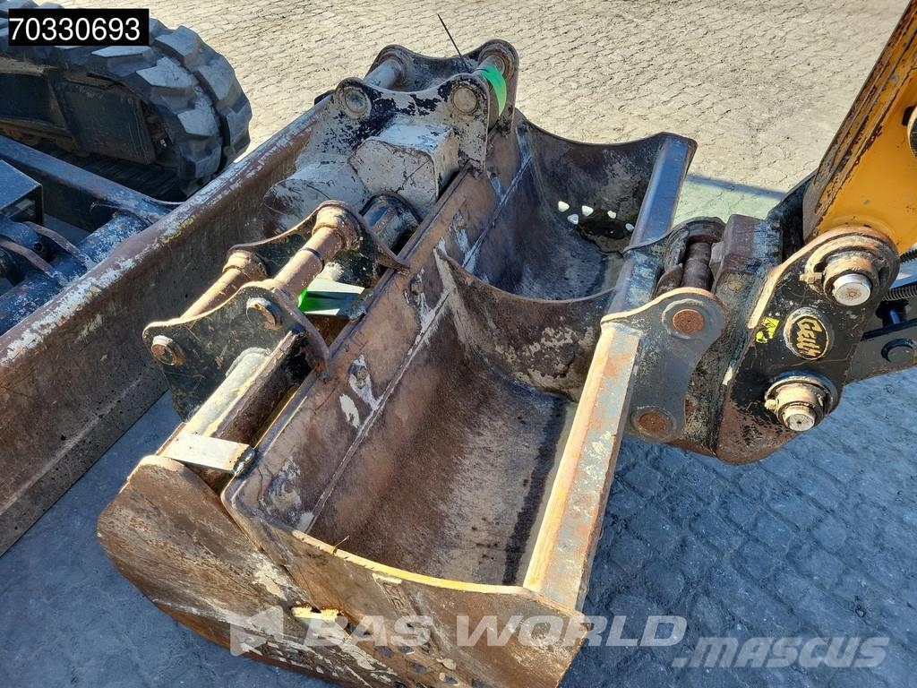 Hyundai R80 CR-9A A/C - 3 Buckets Minibagger < 7t