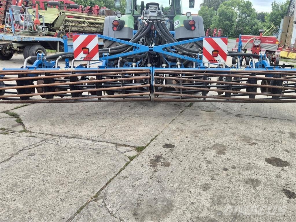 Meyer MIXI 6000 + Vogelsang Verteiler Spandiliquami