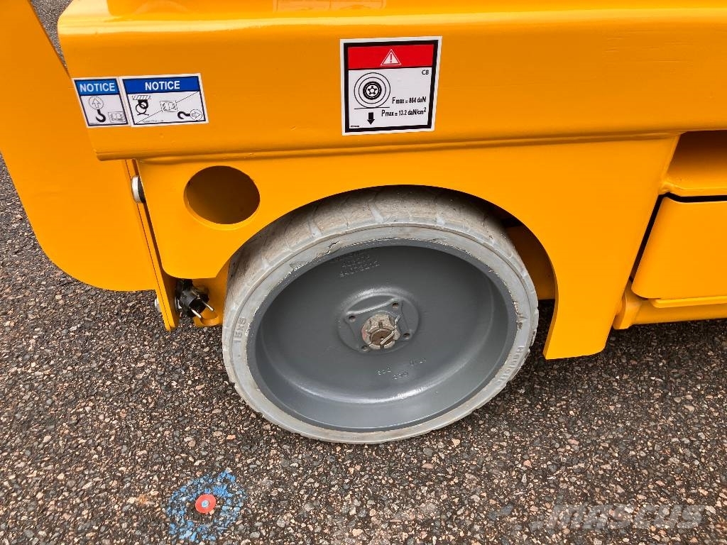 HAULOTTE COMPACT8 - NEW BATTERIES Schaarhoogwerkers
