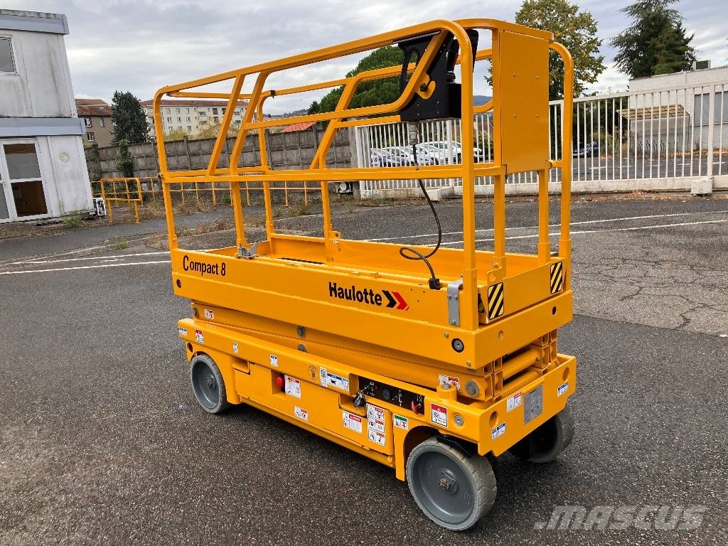 HAULOTTE COMPACT8 - NEW BATTERIES Schaarhoogwerkers