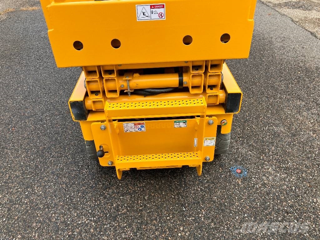 HAULOTTE COMPACT8 - NEW BATTERIES Schaarhoogwerkers