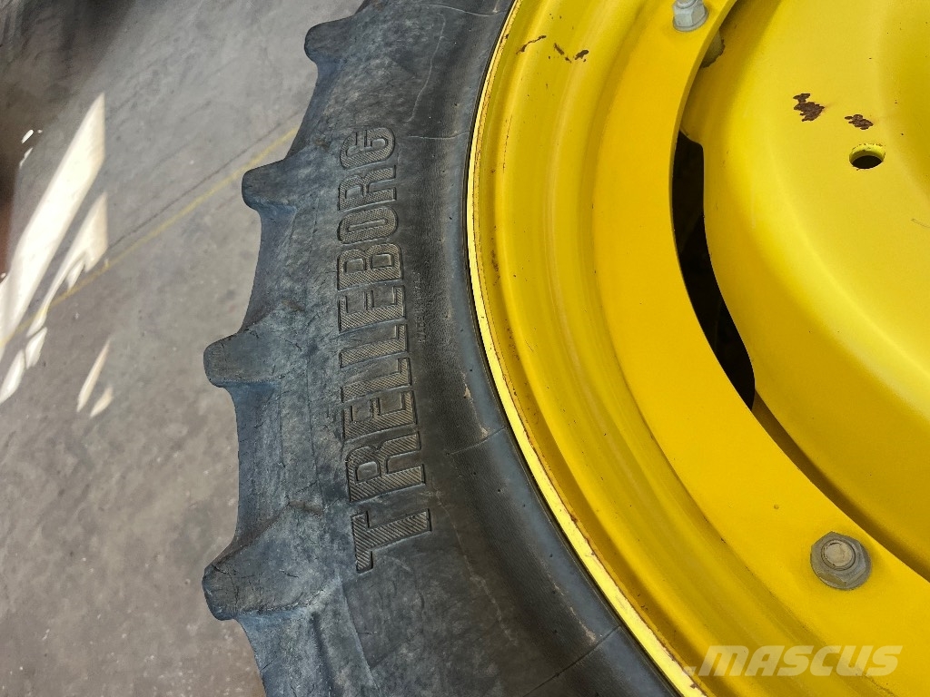 John Deere 6190 R Sprøjtehjul Tyres, wheels and rims