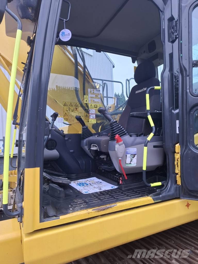 Komatsu PC240LC-11E0 Excavatoare pe șenile
