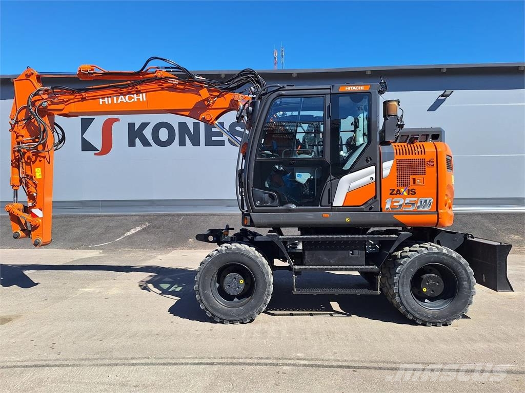 Hitachi ZX135W-7 STAGE 5, 1-OMISTAJA Εκσκαφείς με τροχούς - λάστιχα