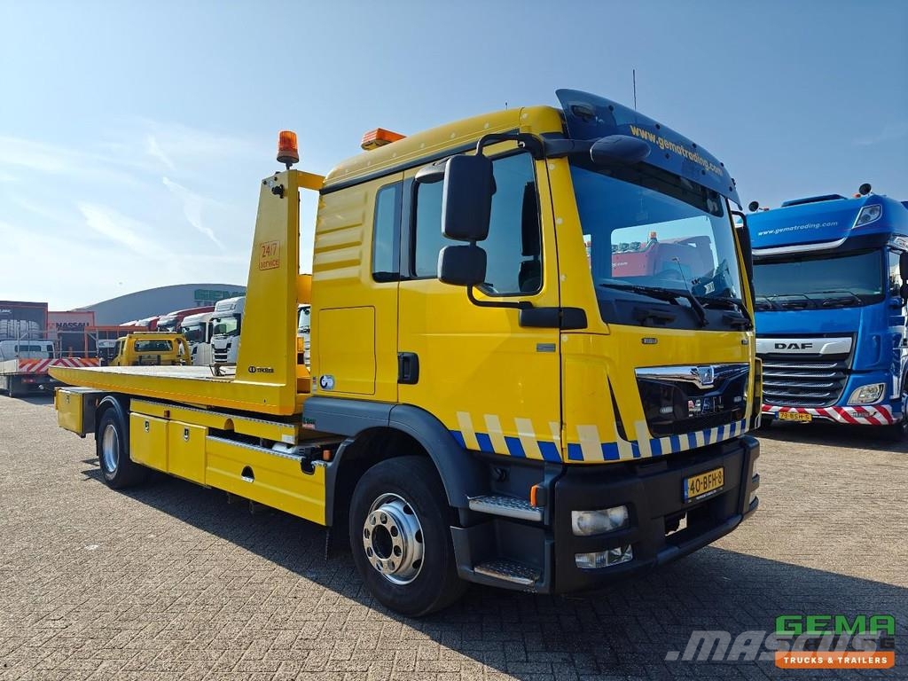 MAN TGM 15.250 Double Cab (6-person) 4x2 Euro 6 - Tisc Vehículos de reciclaje