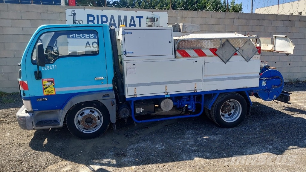 Nissan CABSTAR 45.13 شاحنات مزدوجة / خلخلة