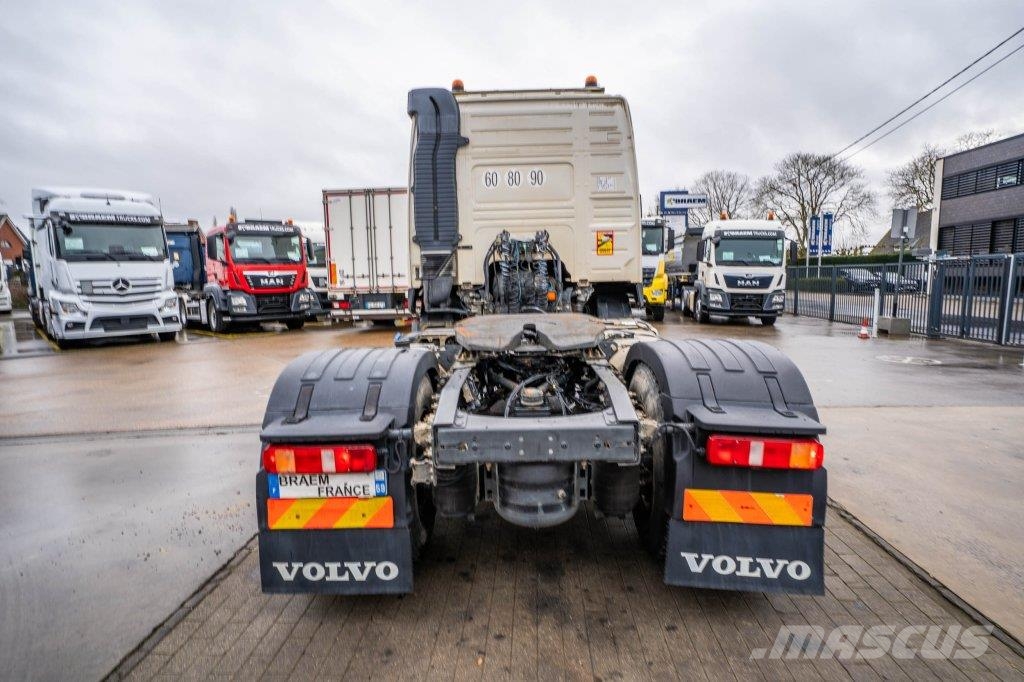Volvo FMX 460 GLOB + HYDR 트랙터 유닛