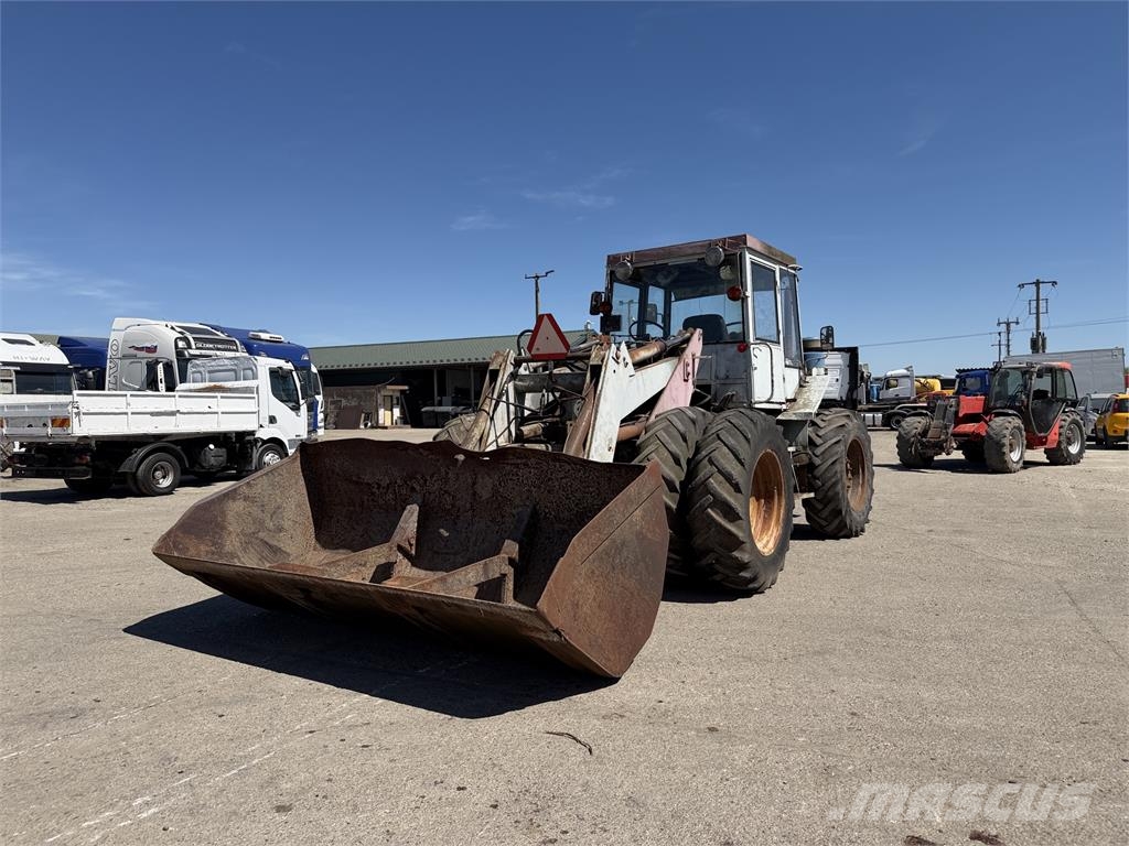 VIN 411 - LIAZ ST180 N čelný nakladač 4x4 VIN 411 Čelné nakladače a rýpadlá