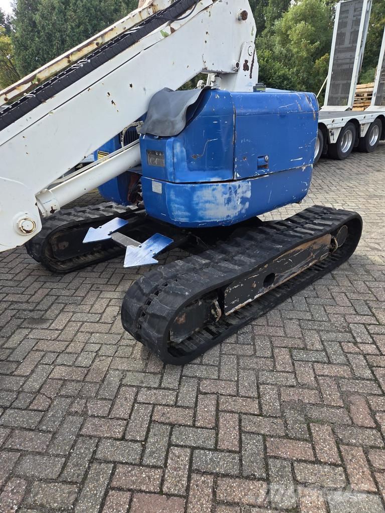 Hitachi HX99B rupshoogwerker 11.70m werkhoogte رافعات سلة تلسكوبية