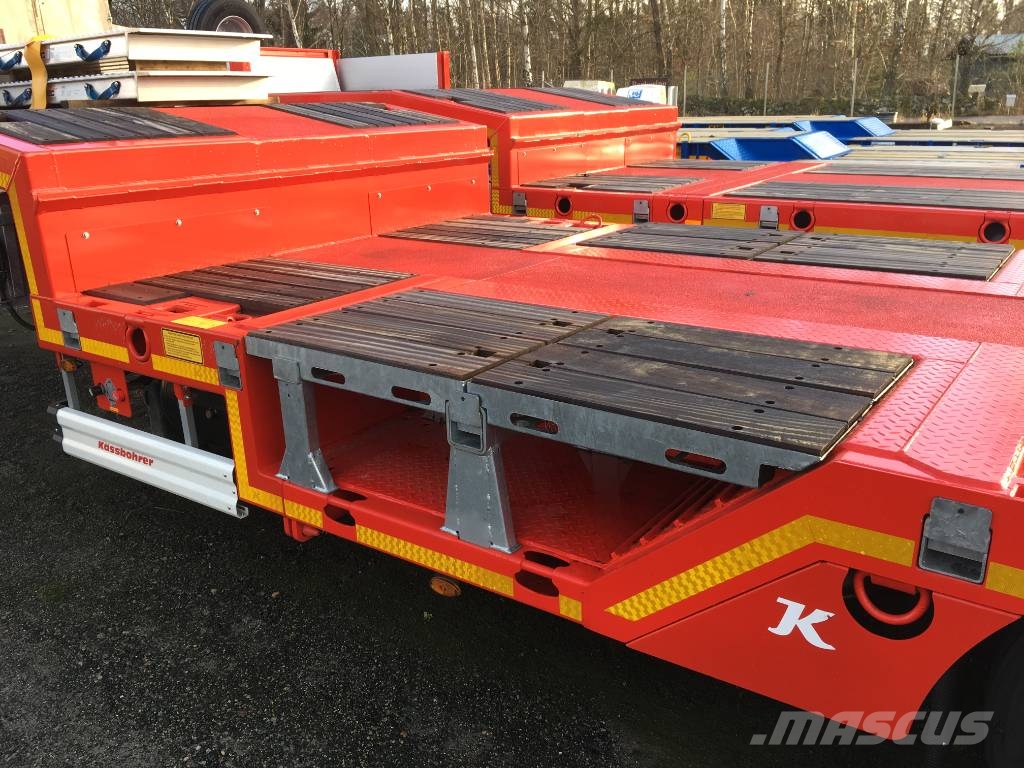 Kässbohrer SLA 3R Jumbotrombontrailer med hjulfickor Naczepy niskopodłogowe